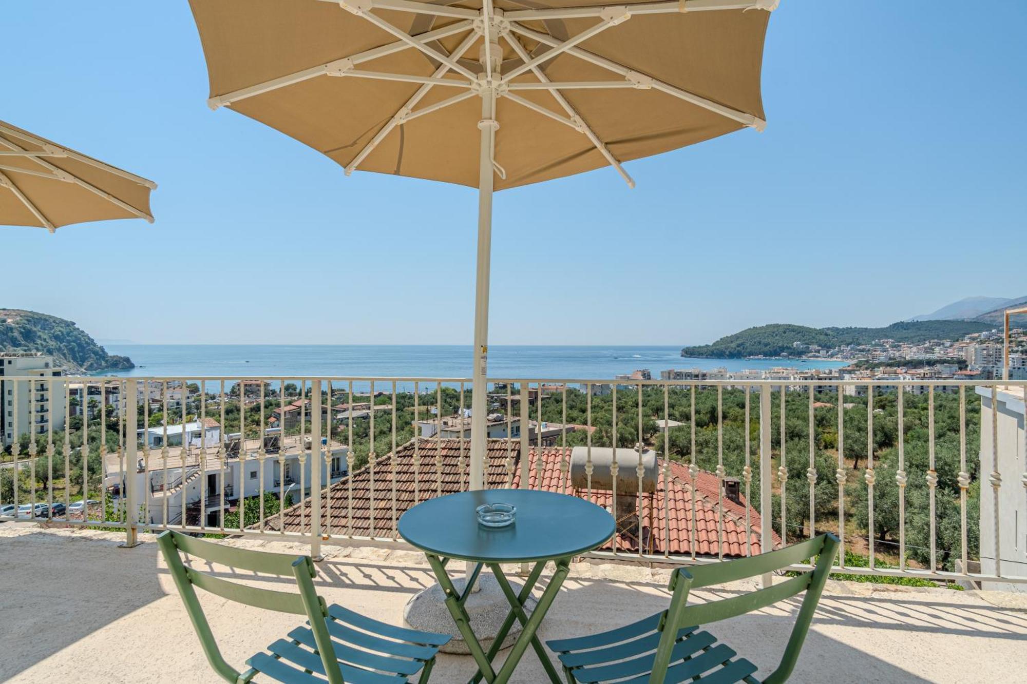 Kalesma Himare Exterior foto