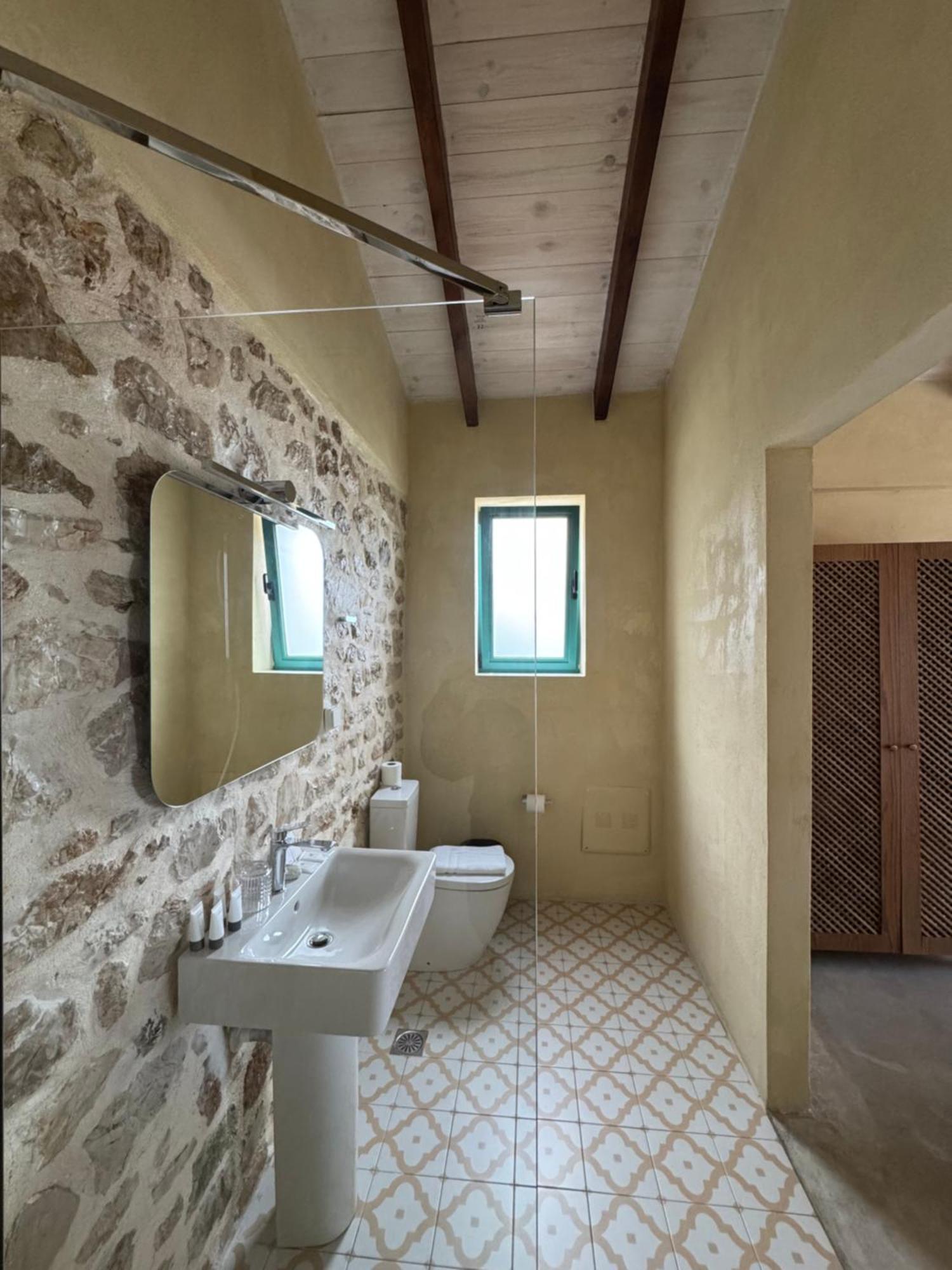Kalesma Himare Exterior foto