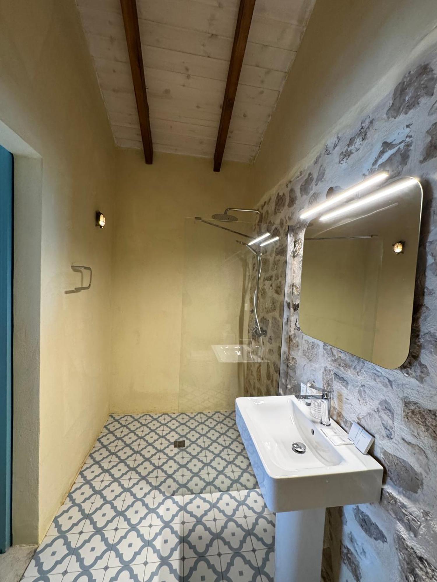 Kalesma Himare Exterior foto