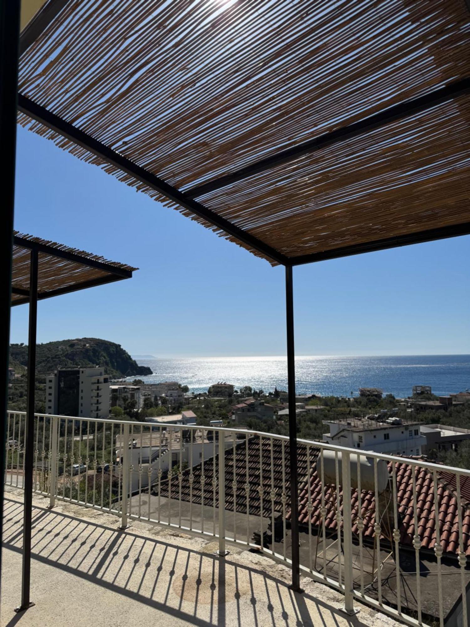 Kalesma Himare Exterior foto